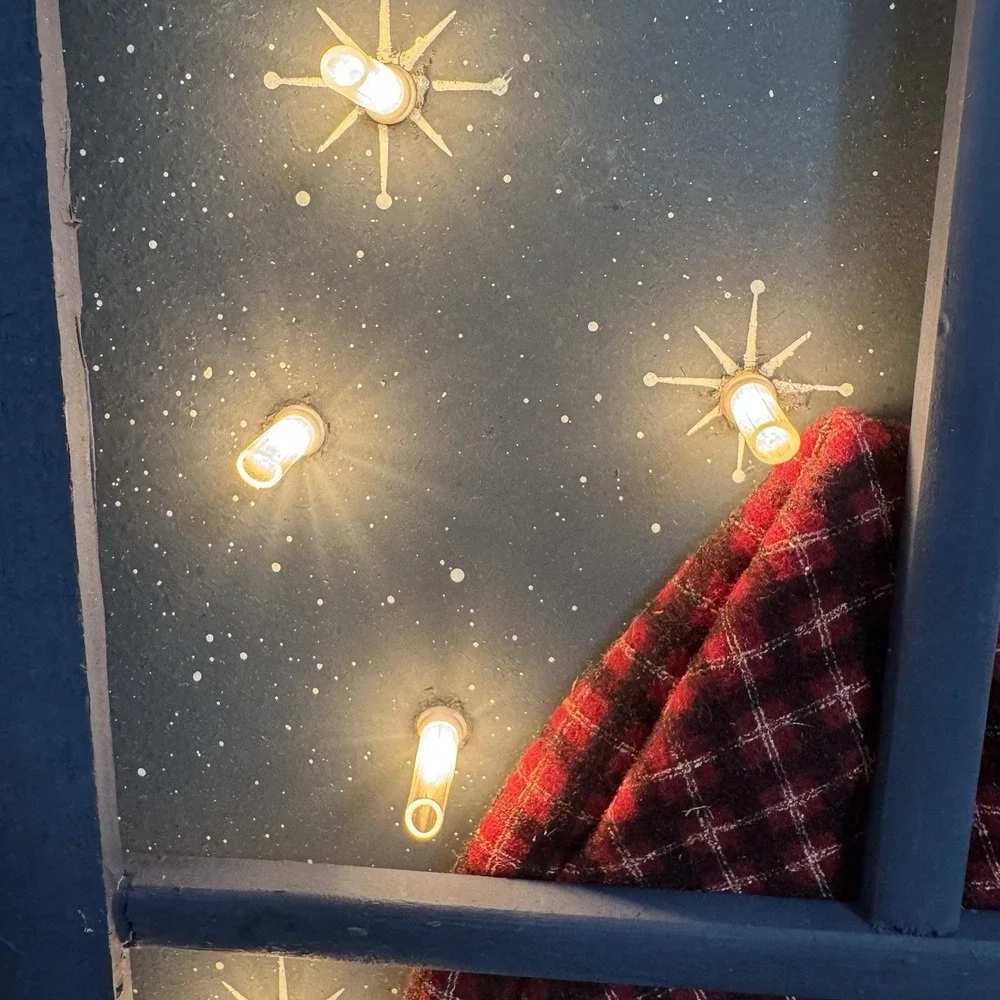 Crazy Mountain Vintage Light Up Window Santa Christmas‎